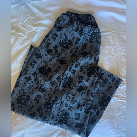 Floral Maxi Skirt - Picture 2 of 2